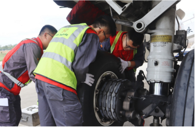 據了解，這次飛行試驗是全國產航空輪胎裝機取證、獲得適航證書的關鍵環節之一。長安航空的一位負責人表示：“擁有中國自己的民用航空輪胎一直是我們奮斗的目標。隨著民航輪胎國產化，在不久的將來，一定會有越來越多的飛機裝配國產輪胎遨游天際!”