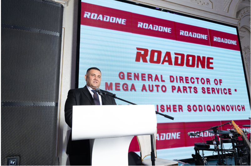 面對國際市場的挑戰和機遇,陸通輪胎一直以品質為核心,以創新為動力,以服務為基礎。公司通過不斷提升競爭力,在產品研發、環保設計和安全保障等方面保持超高水準。這也是陸通輪胎成功打入海外市場的關鍵所在。 面對國際市場的挑戰和機遇,陸通輪胎一直以品質為核心,以創新為動力,以服務為基礎。公司通過不斷提升競爭力,在產品研發、環保設計和安全保障等方面保持超高水準。這也是陸通輪胎成功打入海外市場的關鍵所在。