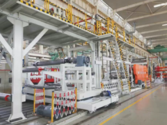 大橡塑,泰國(guó)定制四輥壓延機(jī)組下線(xiàn)!